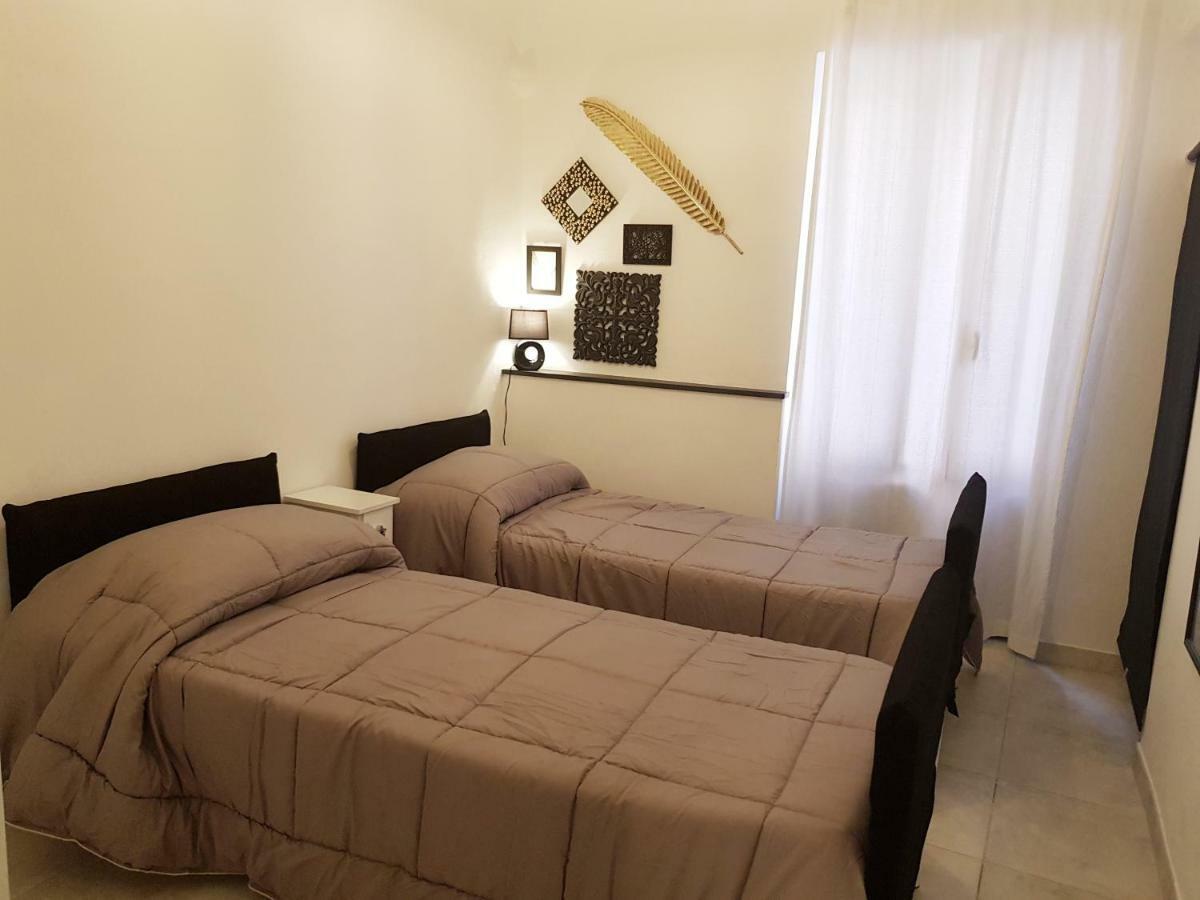 Modern Flat With Panoramic Terrace In Zuccarello Daire Dış mekan fotoğraf