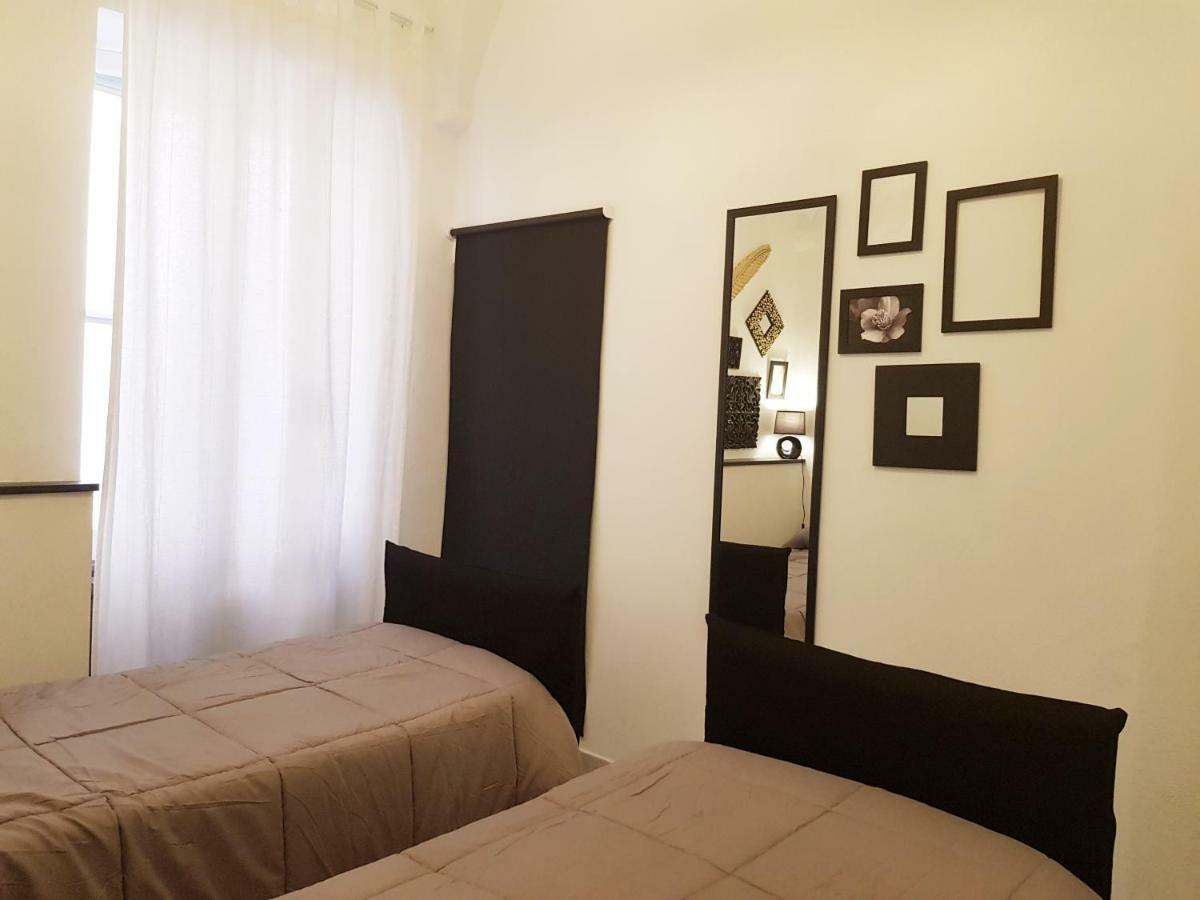 Modern Flat With Panoramic Terrace In Zuccarello Daire Dış mekan fotoğraf